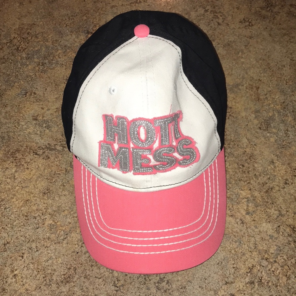 NWOT Hot Mess Cap By Infinity Headwear